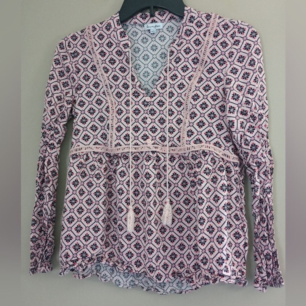 Love Fire Pink Babydoll Shirt V Neck Tassels Size Small